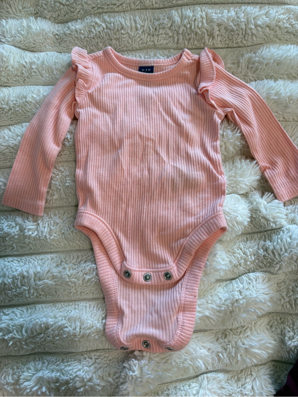 7/$30 Old Navy Light Pink Ribbed Ruffle-Shoulder Long-Sleeve Bodysuit